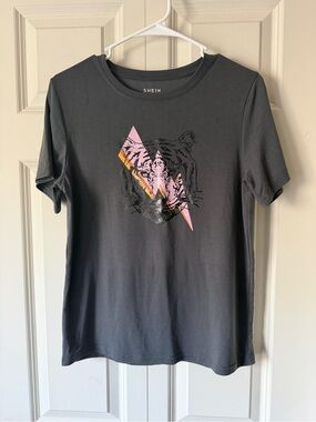 SHEIN Charcoal Gray Crewneck Tee